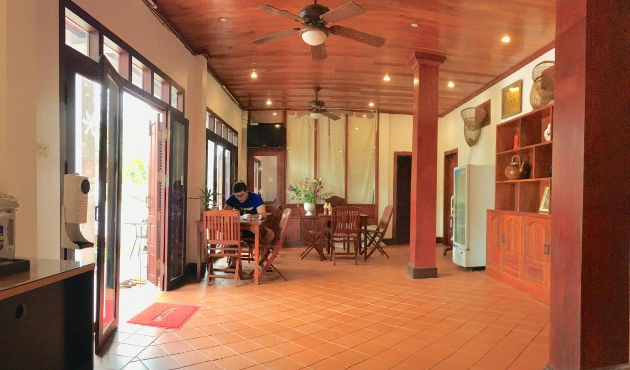 Luang Prabang Pangkham Hotel מראה חיצוני תמונה